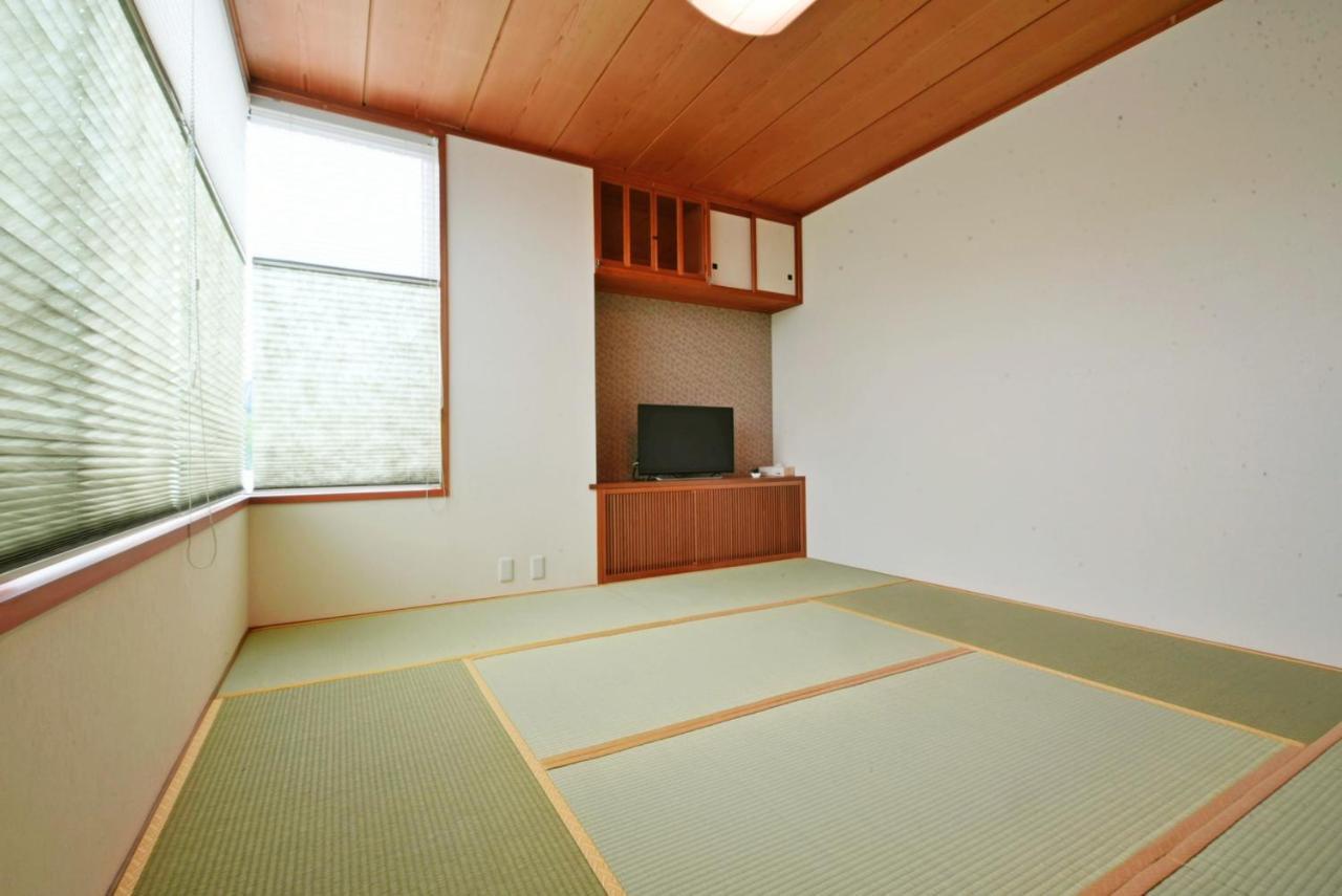 Hostel Pleasure Maruyama Sapporo Bagian luar foto