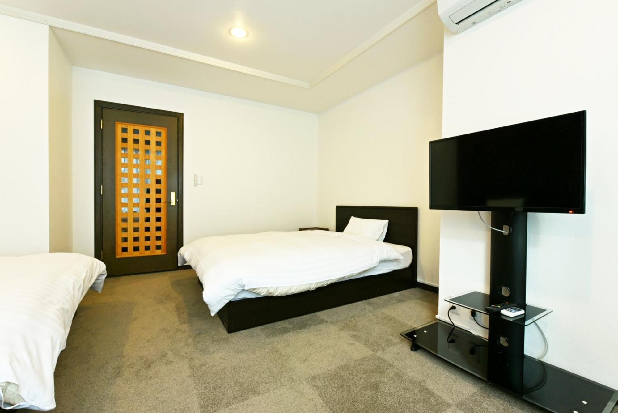 Hostel Pleasure Maruyama Sapporo Ruang foto